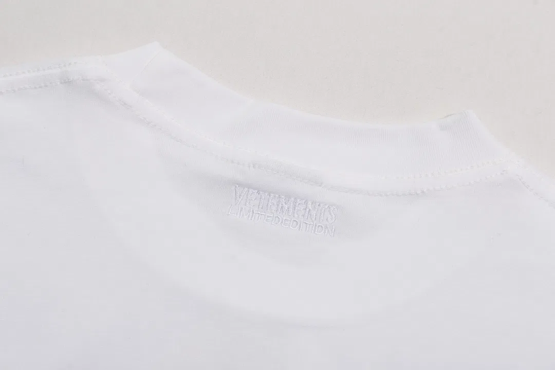 VETEMENTS 27FW ZDJWGZS 027 반팔티셔츠 8