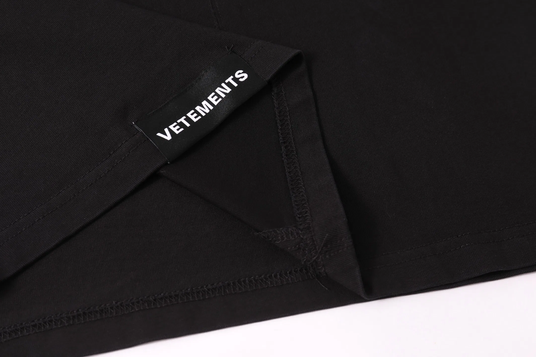VETEMENTS 27FW ZDJWGZS 083 반팔티셔츠 14