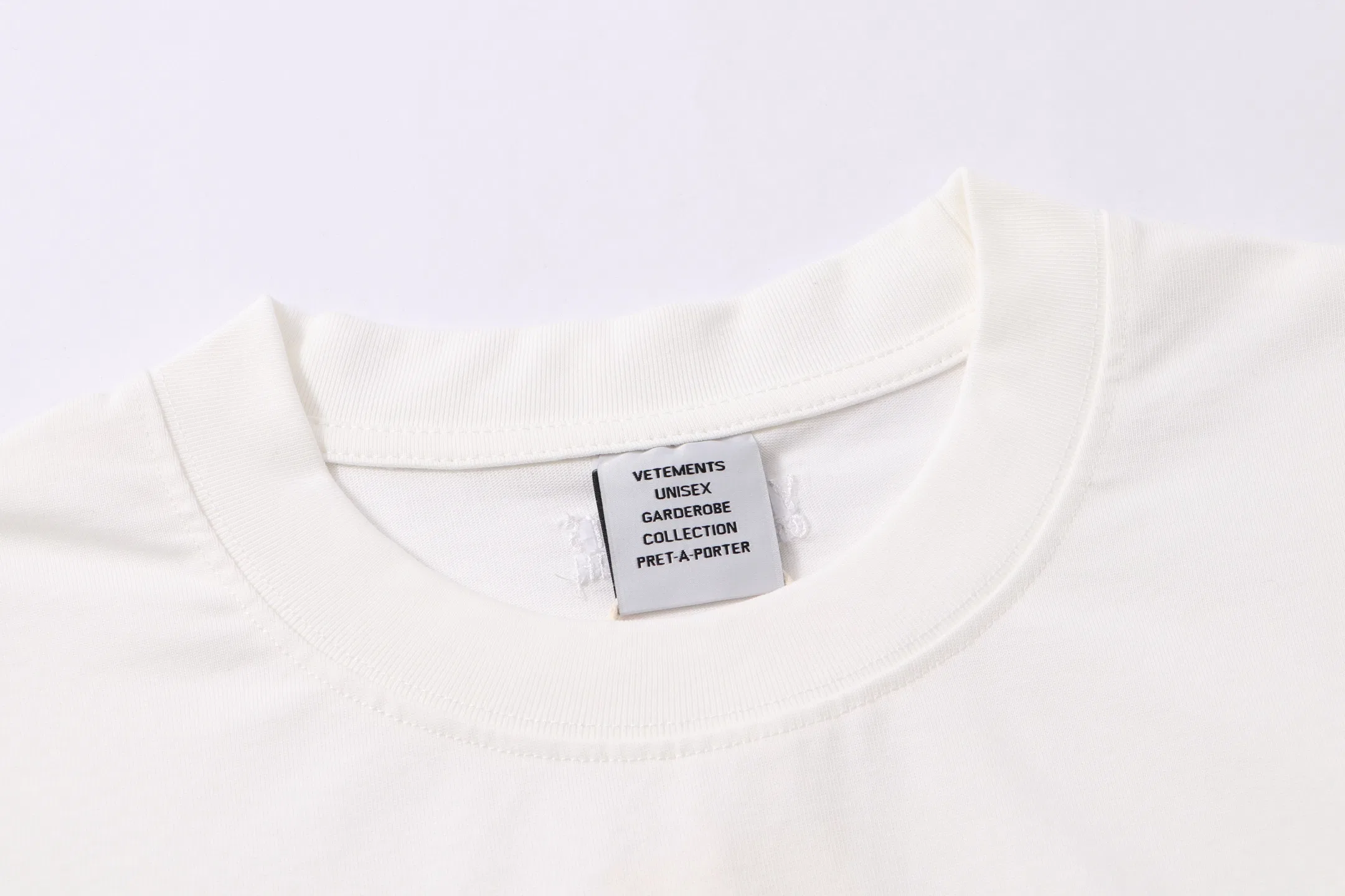 VETEMENTS 27FW ZDJWGZS 086 반팔티셔츠 10