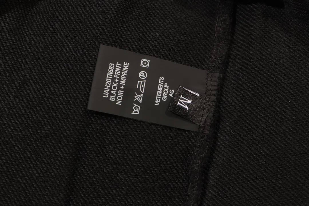 VETEMENTS 27FW ZDJWGZS 163 스웻팬츠 9