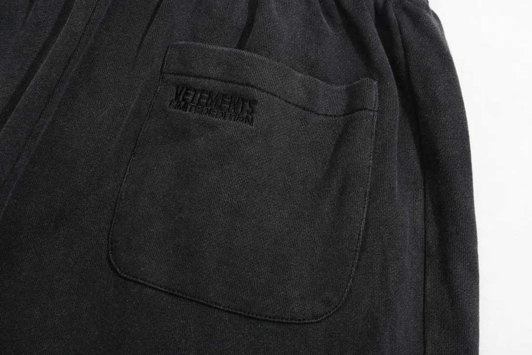 VETEMENTS 27FW ZDJWGZS 164 스웻팬츠 8