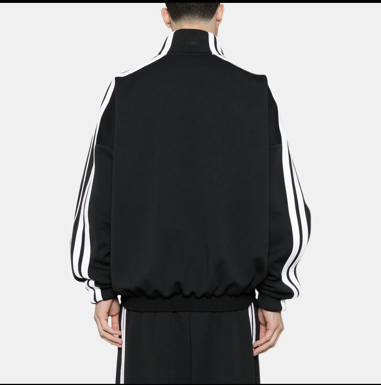 VETEMENTS 27FW ZDJWGZS 190 자켓 12