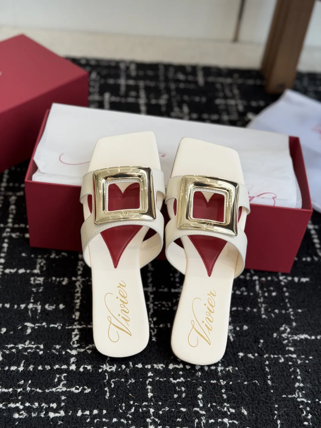 VIVIER 27FW FAPGZJQ 001 슬리퍼 12