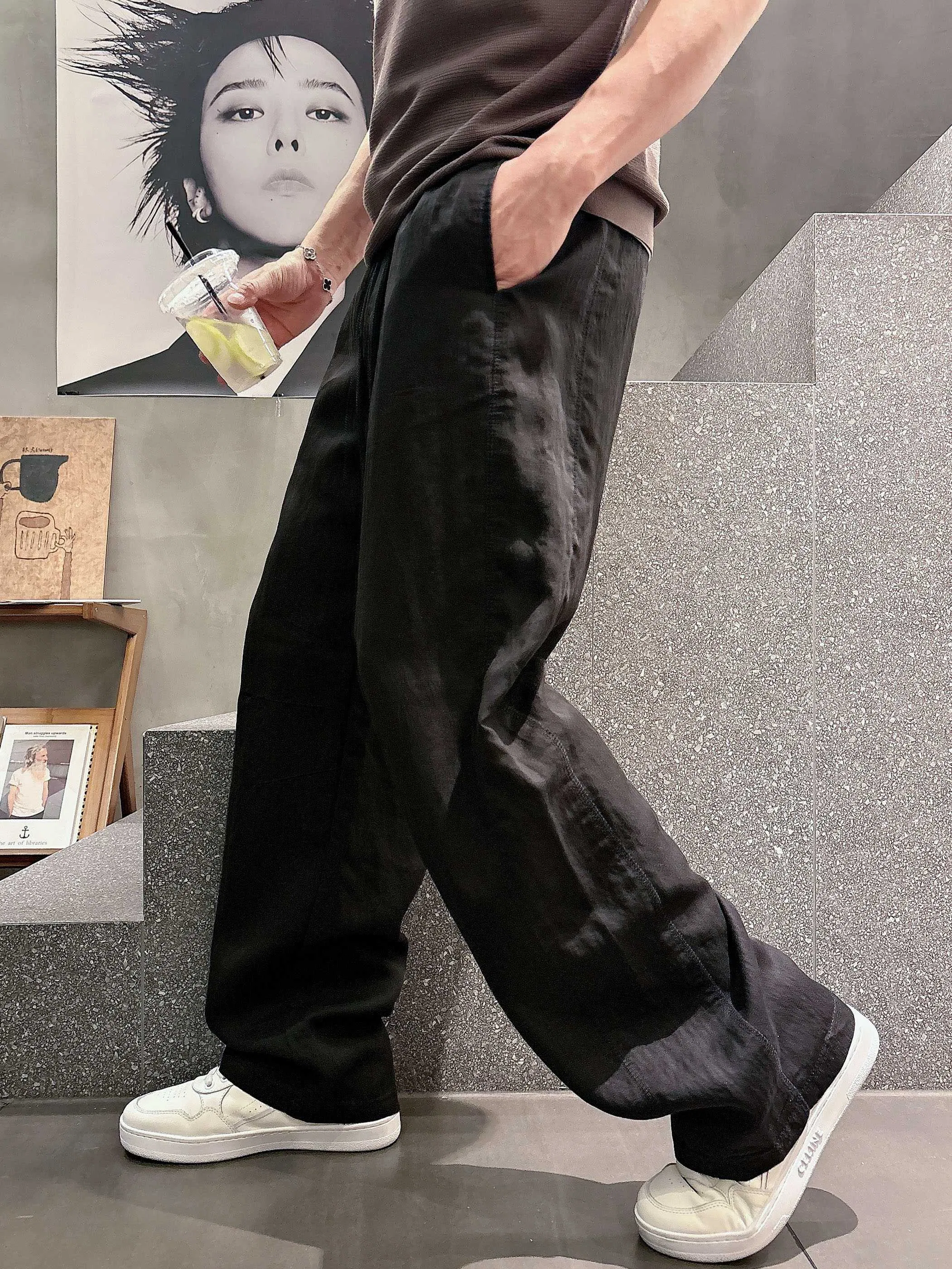 VL 27FW FTLRZKG 001 스웻팬츠 7