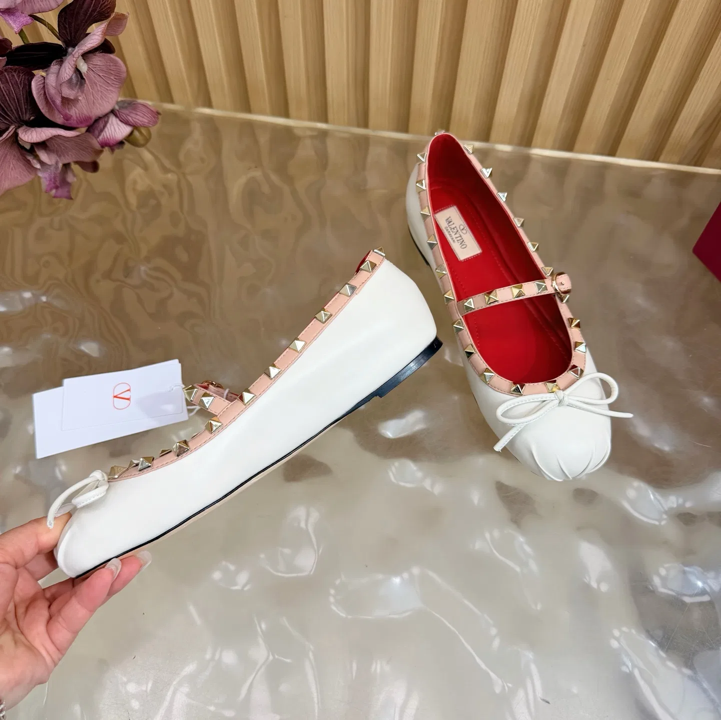 VL 27FW GXUYQIA 002 플랫슈즈 42
