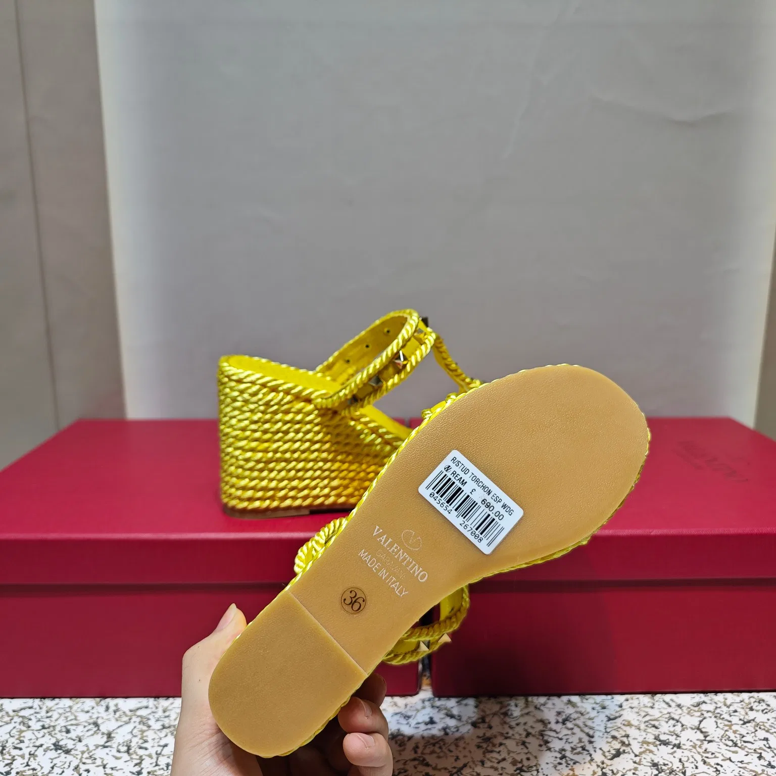 VL 27FW GXUYQIA 003 샌들 35
