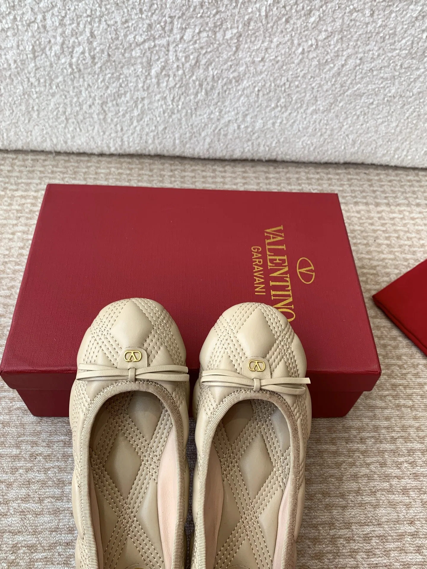 VL 27FW GXUYQIA 008 플랫슈즈 8