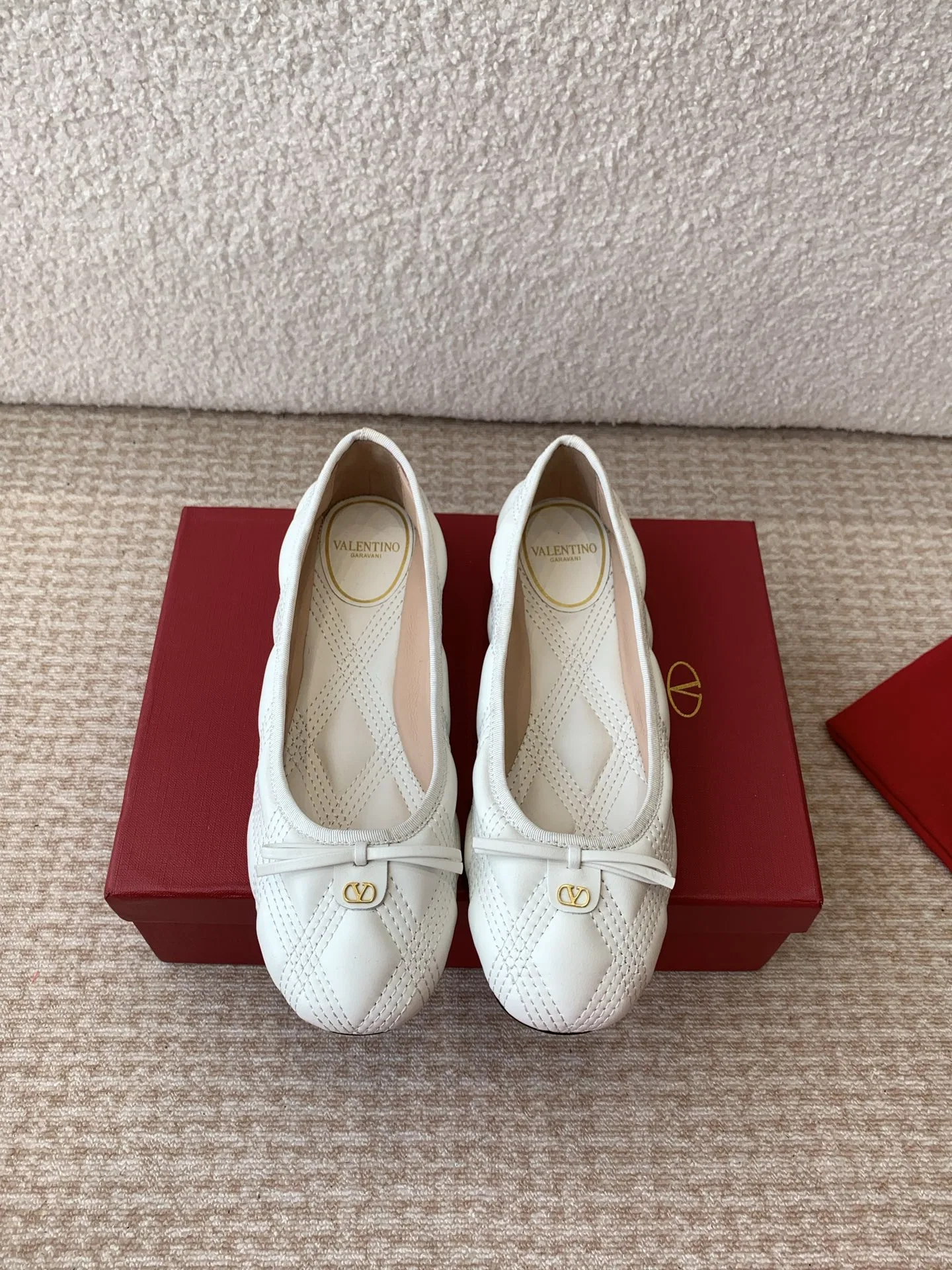 VL 27FW GXUYQIA 008 플랫슈즈 10