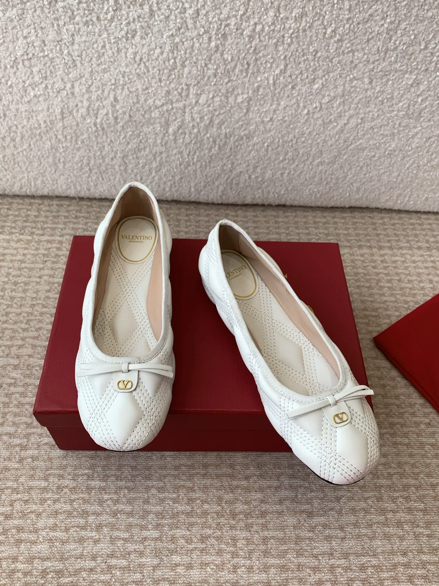 VL 27FW GXUYQIA 008 플랫슈즈 12