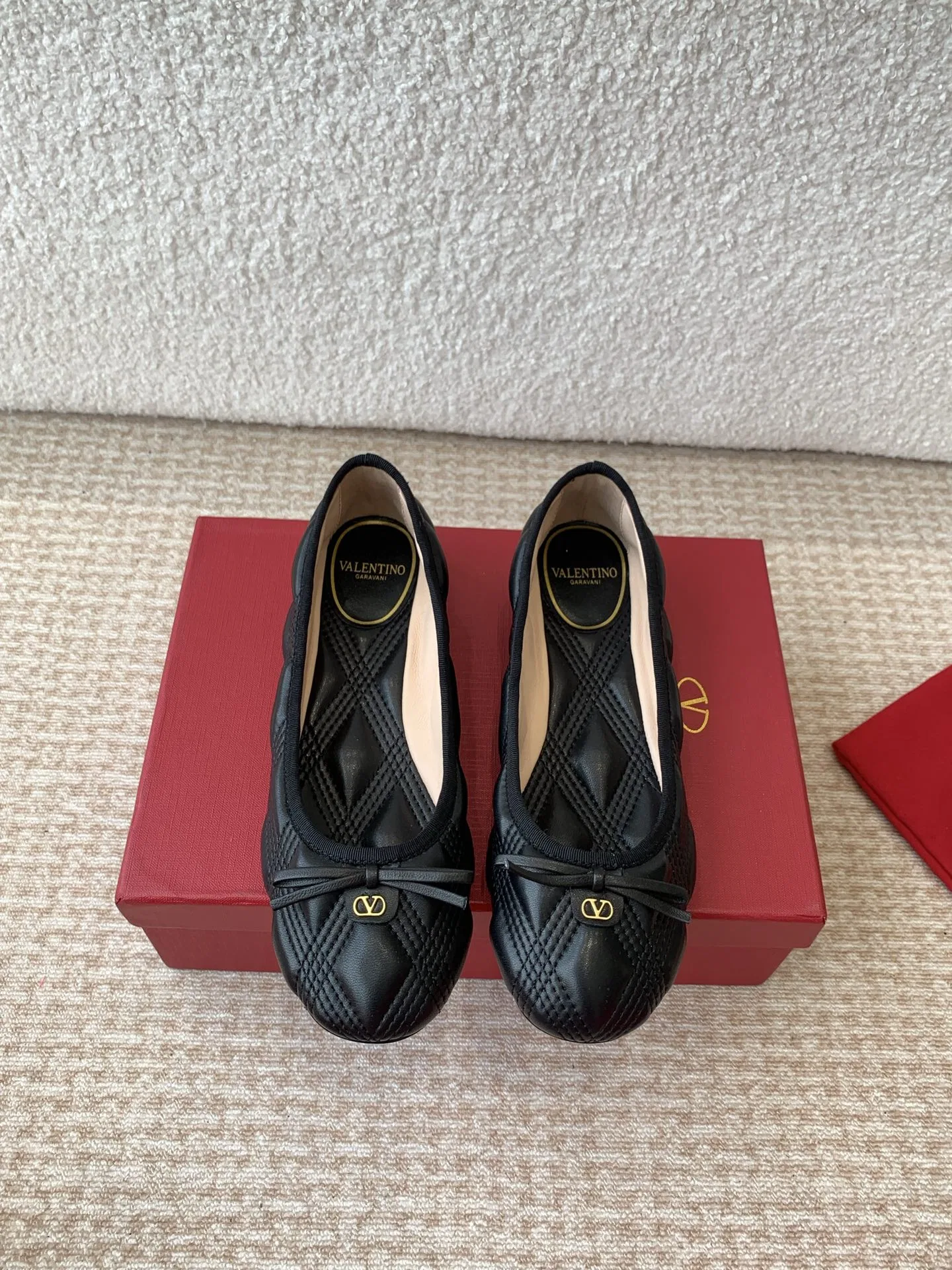 VL 27FW GXUYQIA 008 플랫슈즈 19