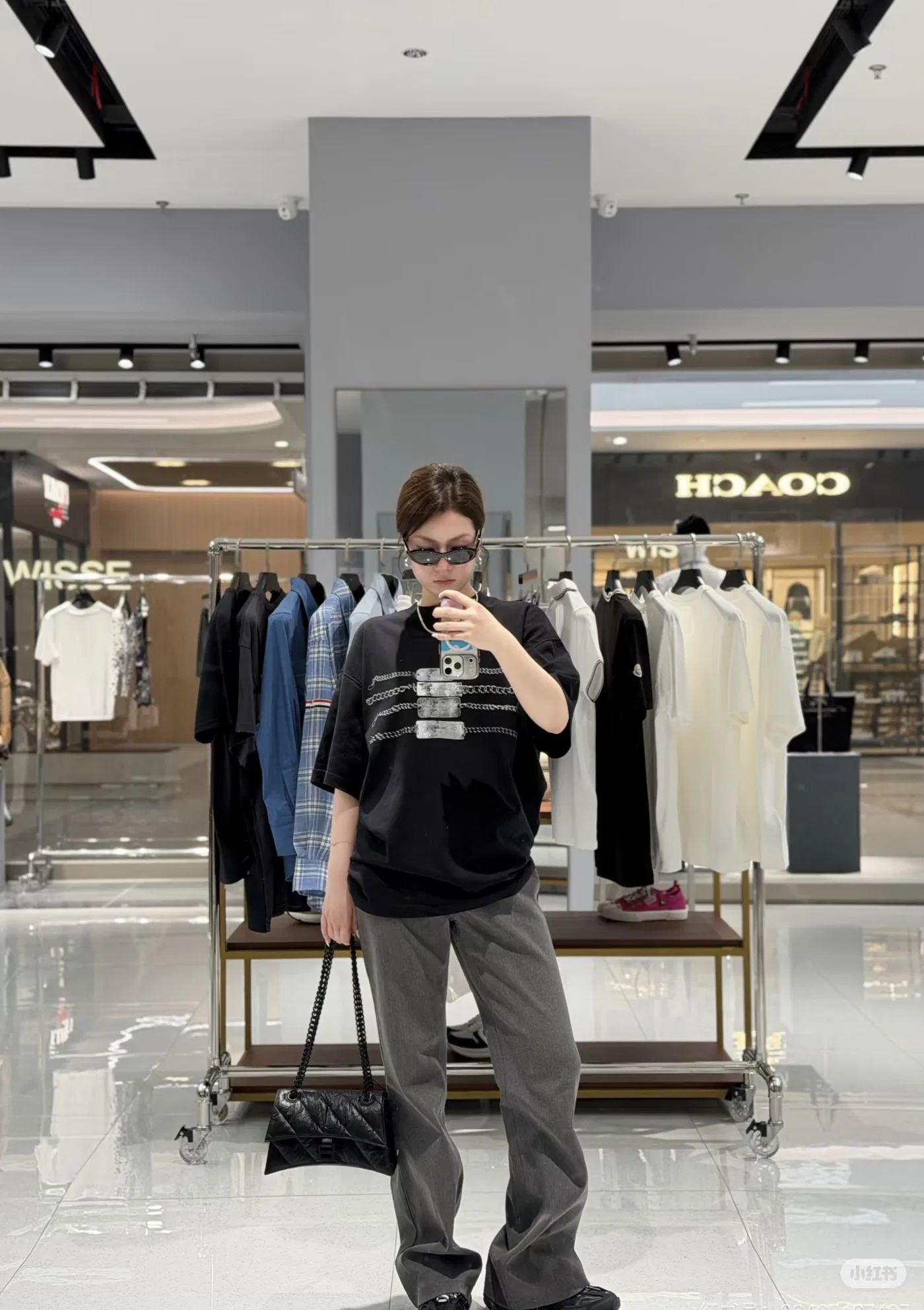 WANG 27FW HVUBMXY 001 반팔티셔츠 11